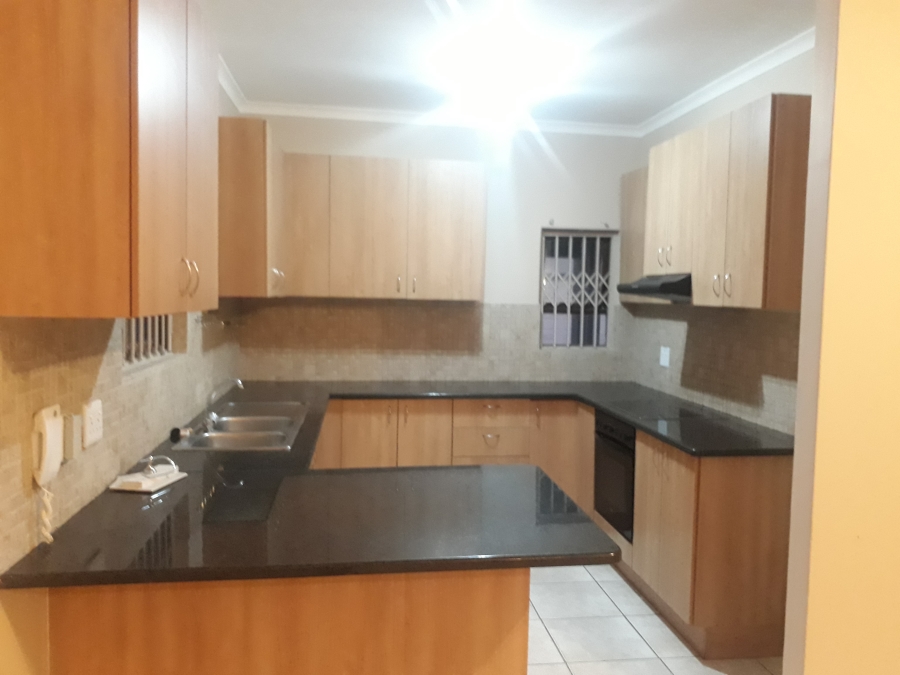 2 Bedroom Property for Sale in Parklands Western Cape